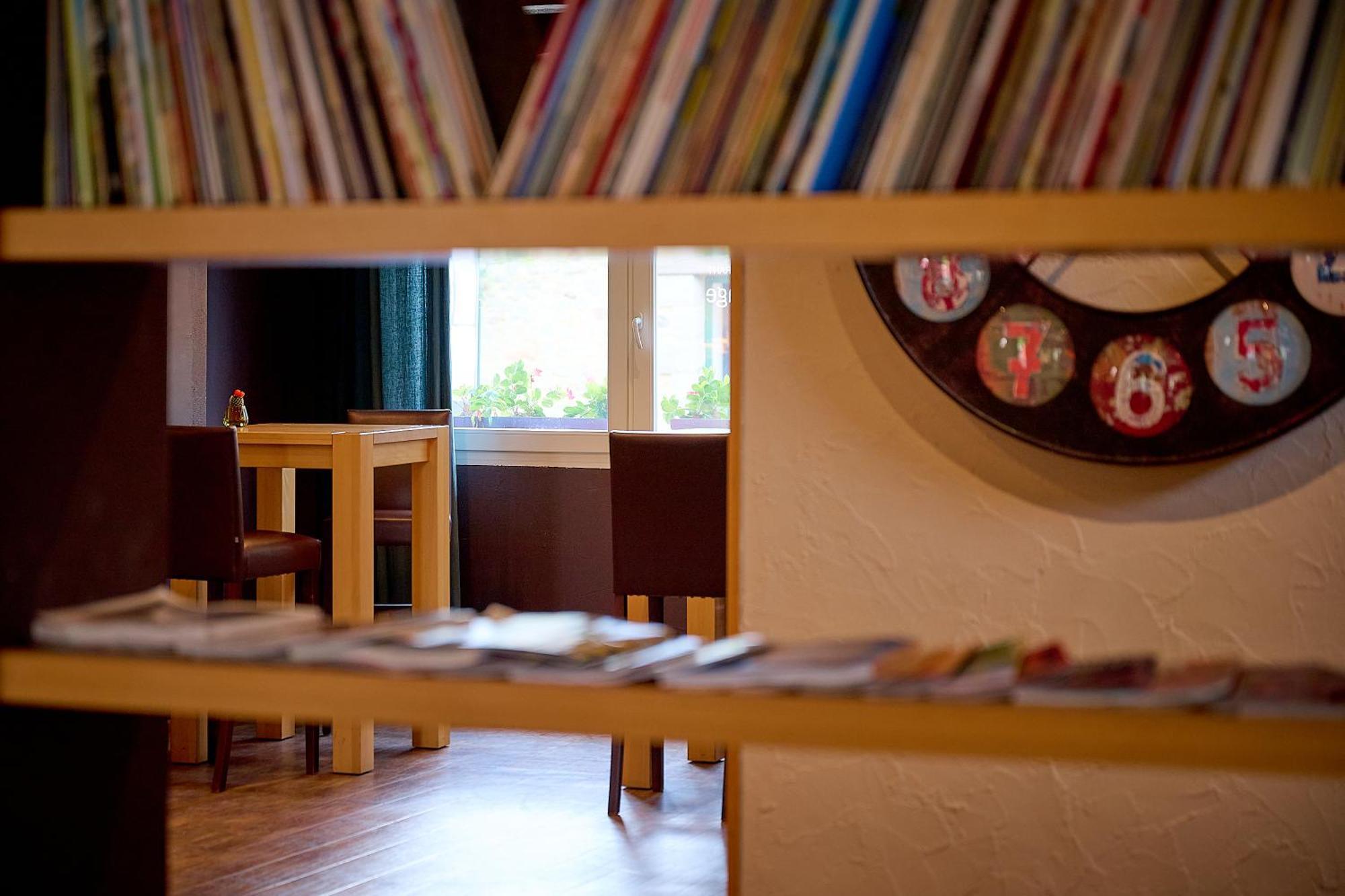 Logis L'Ermitage Hotel & Restaurant Saulges Eksteriør billede